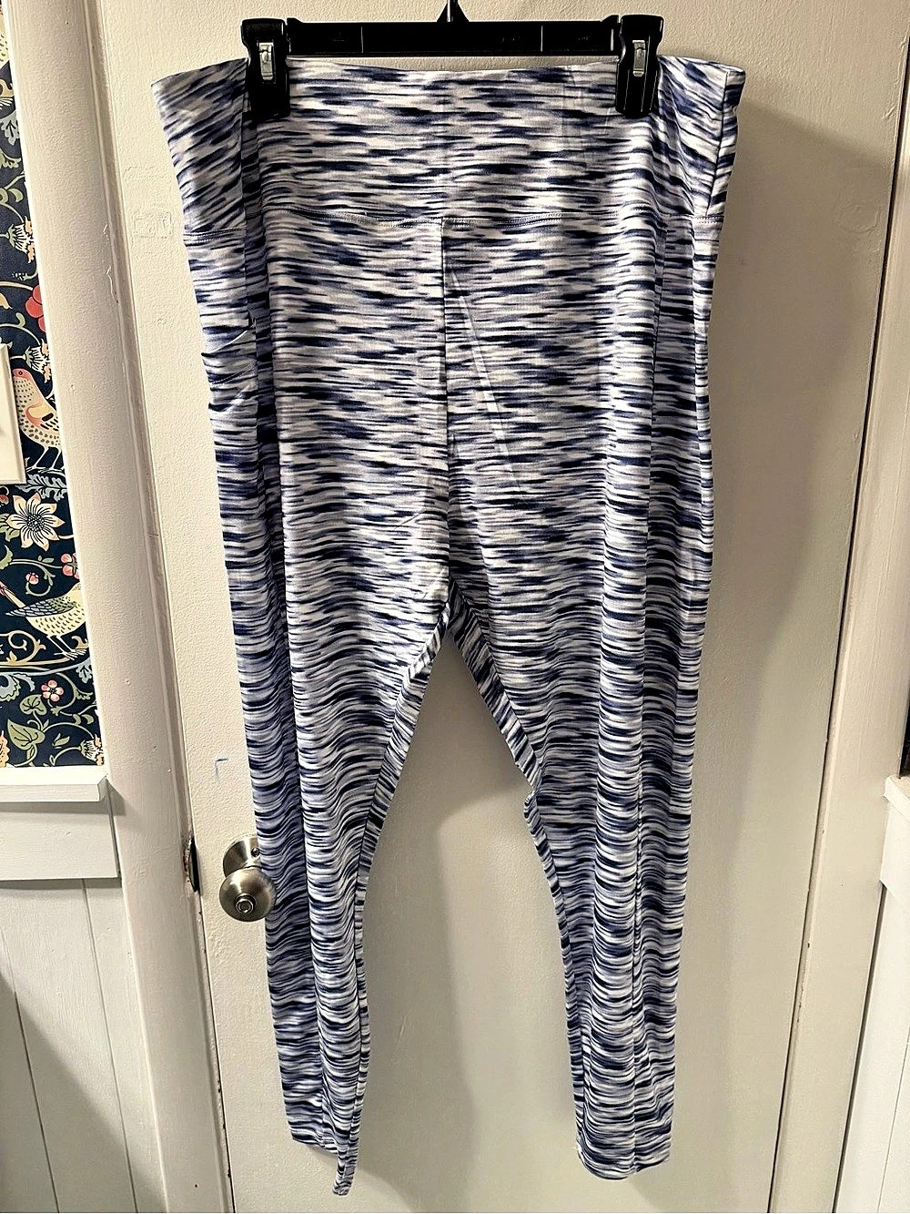 Zone Pro Ladies Active Leggings Abstract Print Blue & White 2X